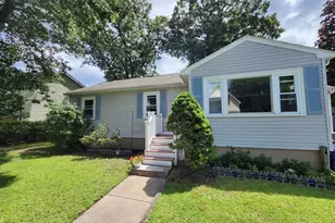 9 Gregg St, Woburn, MA 01801 - Photo 1