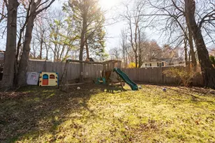 16 Meadowbank Rd, Billerica, MA 01821 - Photo 36