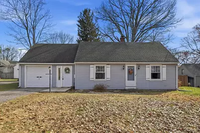 111 Woodlawn St, Chicopee, MA 01020 - Photo 1