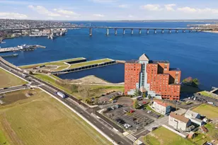 750 Davol St, Fall River, MA 02720 - Photo 40