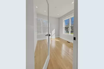 42 High St, Shrewsbury, MA 01545 - Photo 4