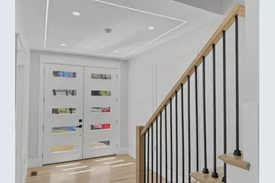 42 High St, Shrewsbury, MA 01545 - Photo 2