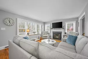 442 Pine St, Barnstable, MA 02632 - Photo 4