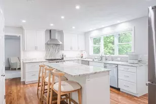 112 Burlington St, Woburn, MA 01801 - Photo 4