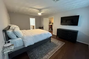 112 Burlington St, Woburn, MA 01801 - Photo 8