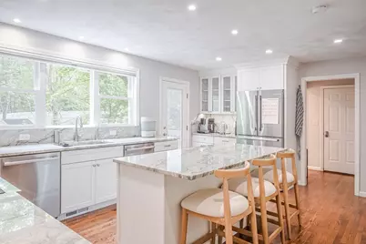 112 Burlington Street, Woburn, MA 01801 - Photo 2