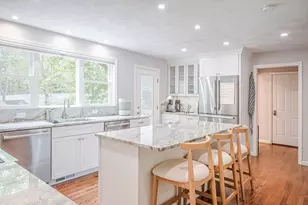 112 Burlington St, Woburn, MA 01801 - Photo 2