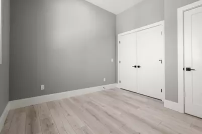 32 Wilson Cir #32, Newton, MA 02461 - Photo 8