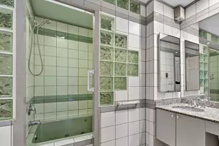 319 Marlborough St, Boston, MA 02116 - Photo 30