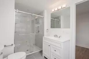 92 Clinton Pl, Newton, MA 02459 - Photo 22