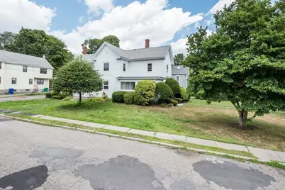 92 Clinton Place #1, Newton, MA 02459 - Photo 2