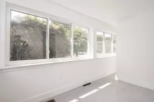 92 Clinton Pl, Newton, MA 02459 - Photo 20