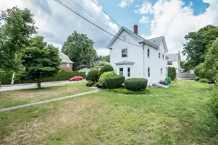 92 Clinton Pl, Newton, MA 02459 - Photo 6