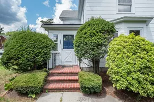 92 Clinton Pl, Newton, MA 02459 - Photo 8