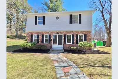 8 Wolf Hill Rd, Smithfield, RI 02917 - Photo 2