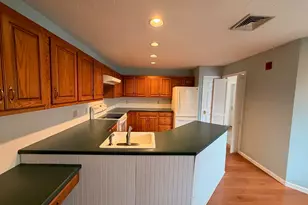 42 Fairway Dr, Plymouth, MA 02360 - Photo 4