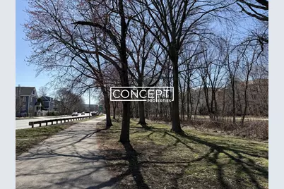 28 Alewife Brook Pkwy #2, Cambridge, MA 02140 - Photo 26