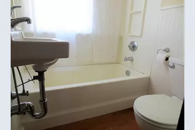 1146 Slade St, Fall River, MA 02724 - Photo 20