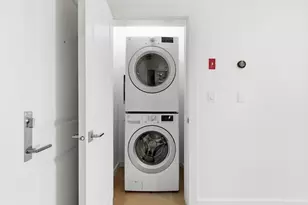 16 Boardman St, Boston, MA 02128 - Photo 22