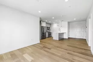 16 Boardman St, Boston, MA 02128 - Photo 22