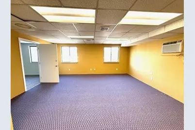 565 Mount Auburn, Watertown, MA 02472 - Photo 4