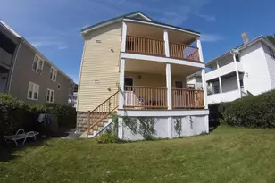 17 Clewley, Medford, MA 02155 - Photo 2