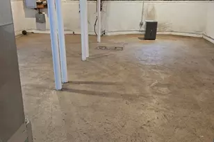 33 Speedwell St, Boston, MA 02122 - Photo 4