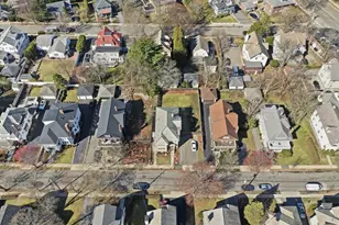 25 Spruce St, Watertown, MA 02472 - Photo 36