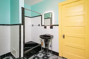 434 Essex St, Salem, MA 01970 - Photo 38