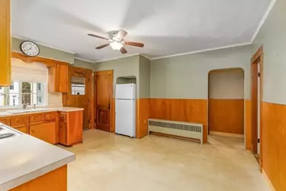 40 Congress St, Amesbury, MA 01913 - Photo 10