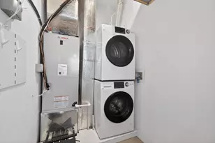 157 Princeton St, Boston, MA 02128 - Photo 20