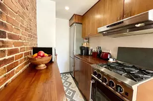 4 Derne St, Boston, MA 02114 - Photo 6