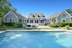 8 Paddock Rd, Oak Bluffs, MA 02557 - Photo 12