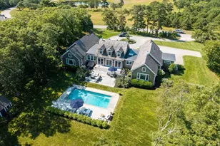 8 Paddock Rd, Oak Bluffs, MA 02557 - Photo 2