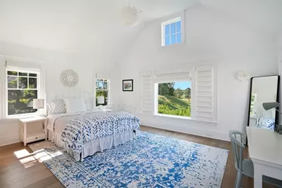 8 Paddock Rd, Oak Bluffs, MA 02557 - Photo 28