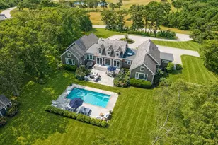 8 Paddock Rd, Oak Bluffs, MA 02557 - Photo 2