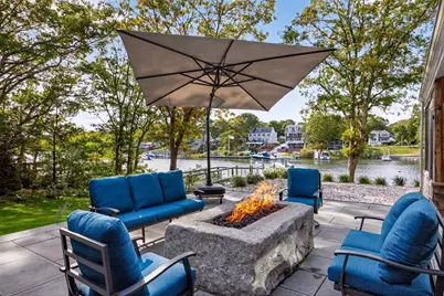 23 Childs River Rd, Falmouth, MA 02536 - Photo 4