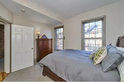 89 Waltham St #4, Boston, MA 02118 - Photo 8