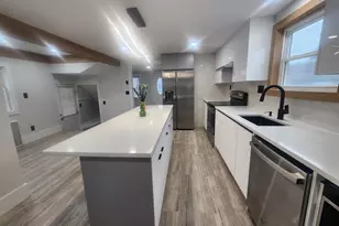 52 Glenwood Rd, Lynn, MA 01904 - Photo 12