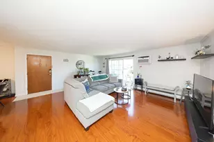 24 Williamsburg Ct, Shrewsbury, MA 01545 - Photo 4