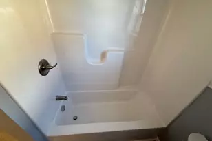 21B Washburn St, Worcester, MA 01610 - Photo 6