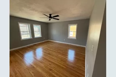 21-B Washburn St #B, Worcester, MA 01610 - Photo 8