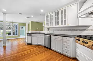 11 Wachusett Rd, Wellesley, MA 02481 - Photo 10