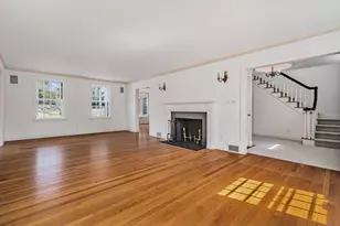 11 Wachusett Rd, Wellesley, MA 02481 - Photo 4