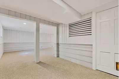 11 Wachusett Rd, Wellesley, MA 02481 - Photo 32