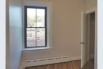 116 Willow St #04, Cambridge, MA 02141 - Photo 6