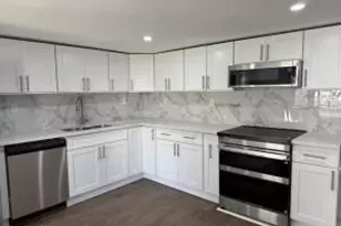 23 Murray St, North Adams, MA 01247 - Photo 6