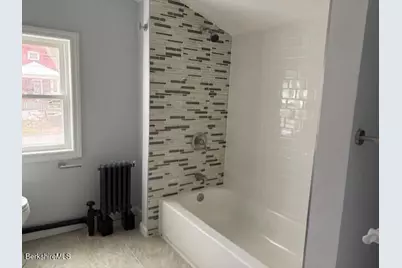 23 Murray Street, North Adams, MA 01247 - Photo 18