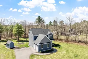 11 Wilson Rd, Berlin, MA 01503 - Photo 2