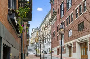 52 Temple, Boston, MA 02114 - Photo 10